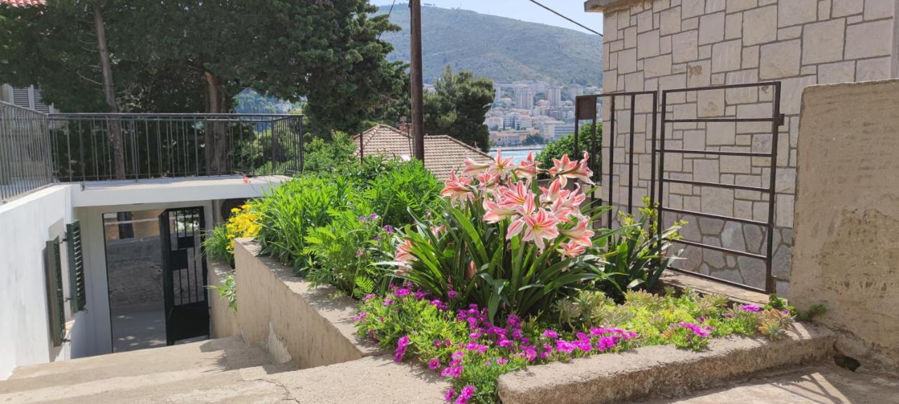 Apartment "Orangina" Sea - Nature - Relax - Ideal For Couples Ragusa Esterno foto