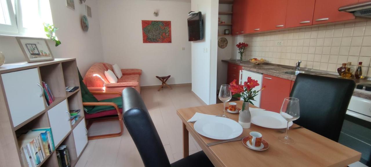 Apartment "Orangina" Sea - Nature - Relax - Ideal For Couples Ragusa Esterno foto